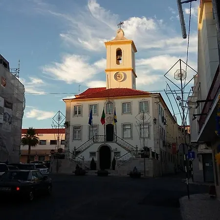 Anthony's Place Almada